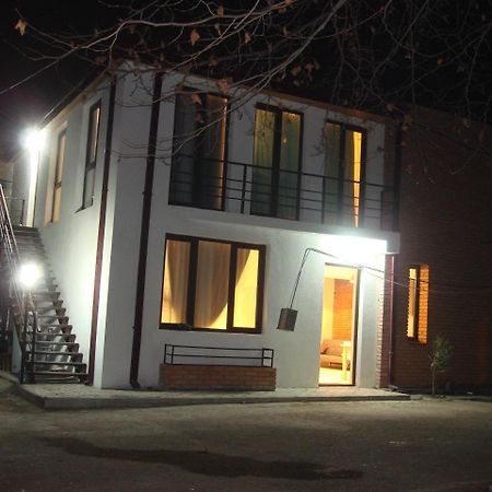 Maria'S Homestay Tbilisi Exterior photo